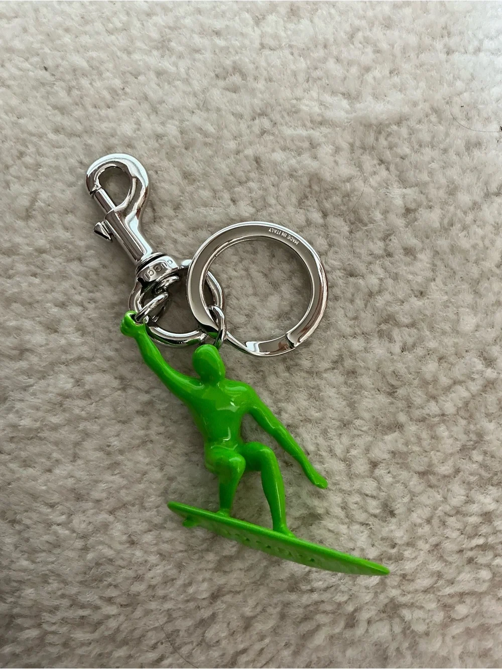 NEW IN BOX GUCCI NEON GREEN CERAMIC SILVER SURFER KEYCHAIN KEY RING FOB